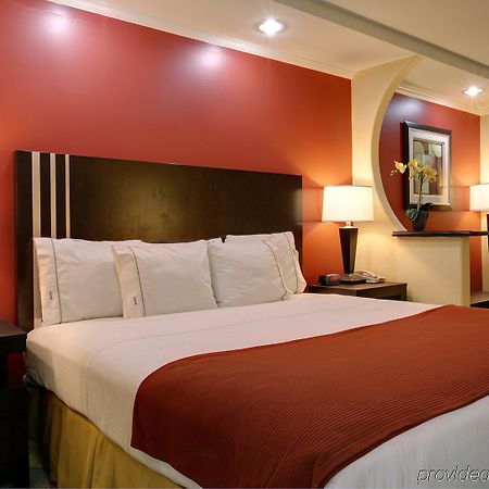 Americas Best Value Inn Енглтон Номер фото